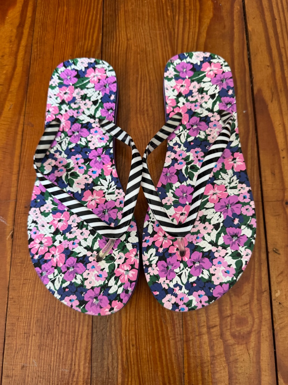 Vera Bradley Floral Flip Flop Sandals - Pink Multi